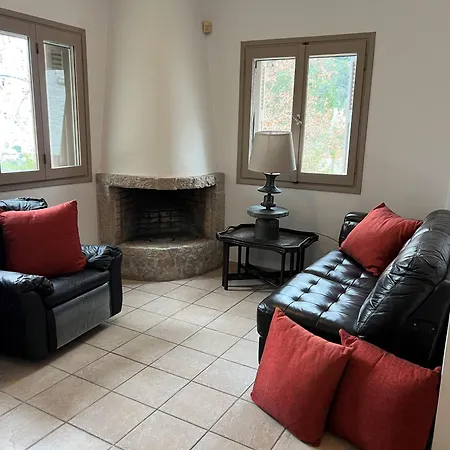 Σπίτι διακοπών Dafni Stone House In Epidavros *