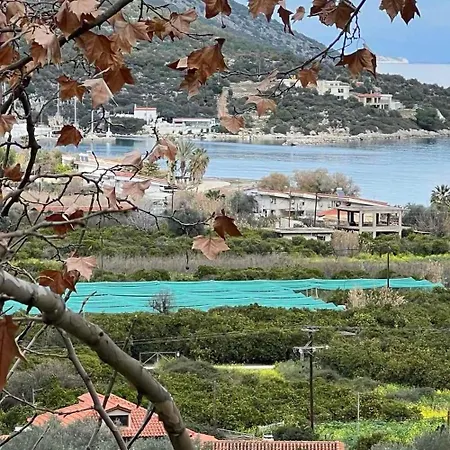 Epidavros - Dafni Stone & Garden Retreat بيت للعطل *